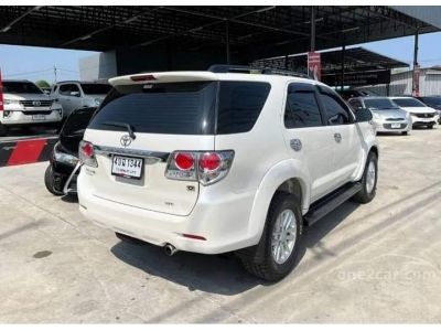 Toyota Fortuner 3.0 V SUV A/T ปี 2013 รูปที่ 2